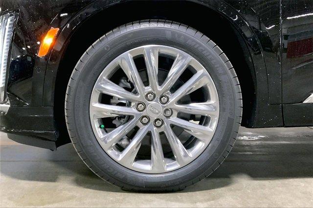 2025 Cadillac XT6 Vehicle Photo in KANSAS CITY, MO 64114-4545