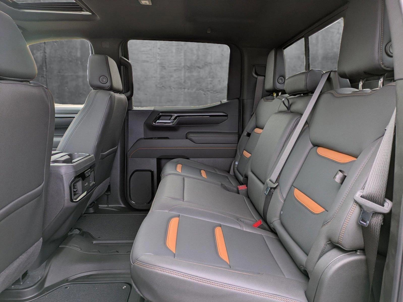 2025 GMC Sierra 1500 Vehicle Photo in GOLDEN, CO 80401-3850
