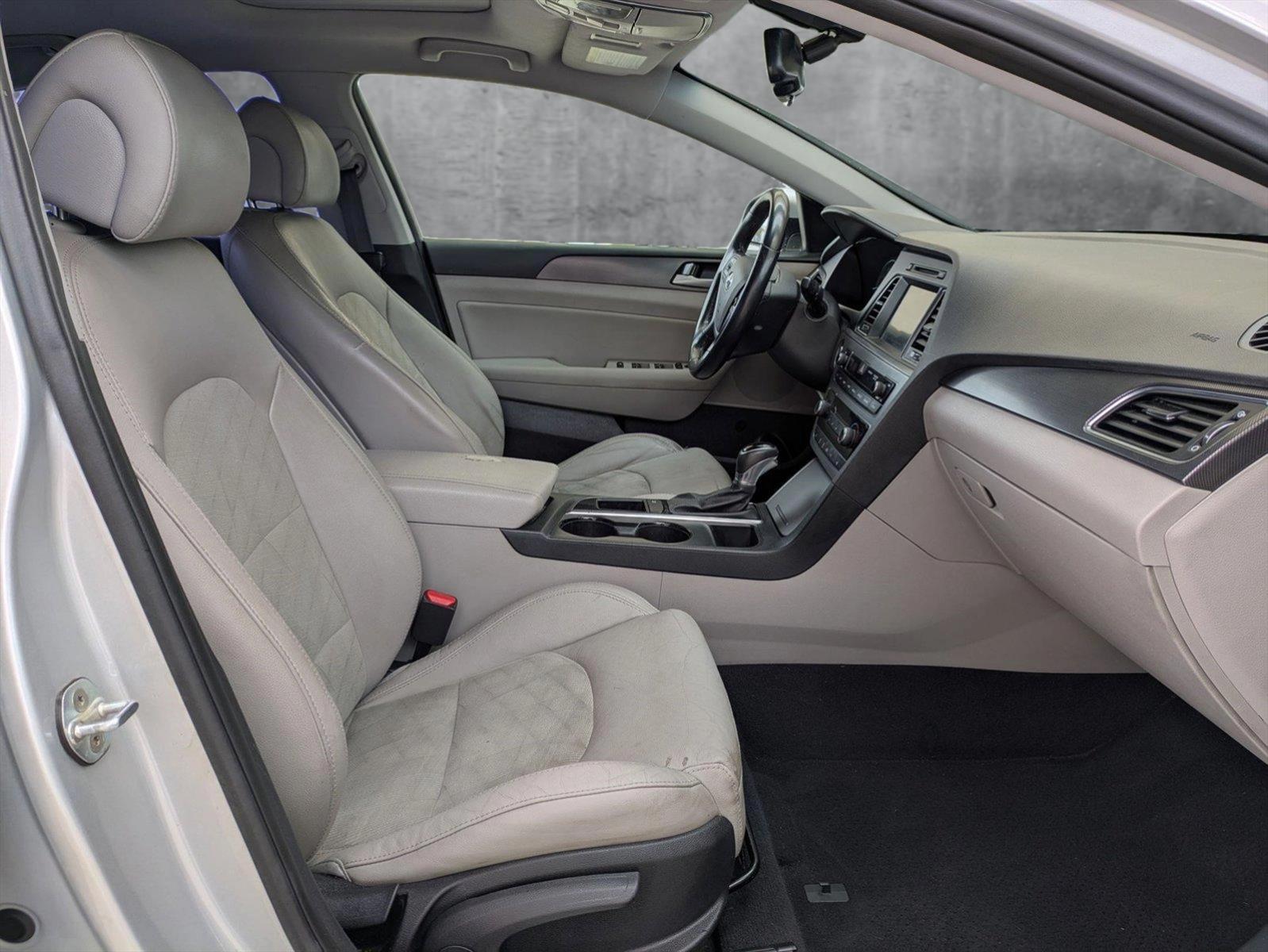 2017 Hyundai SONATA Vehicle Photo in Tustin, CA 92782