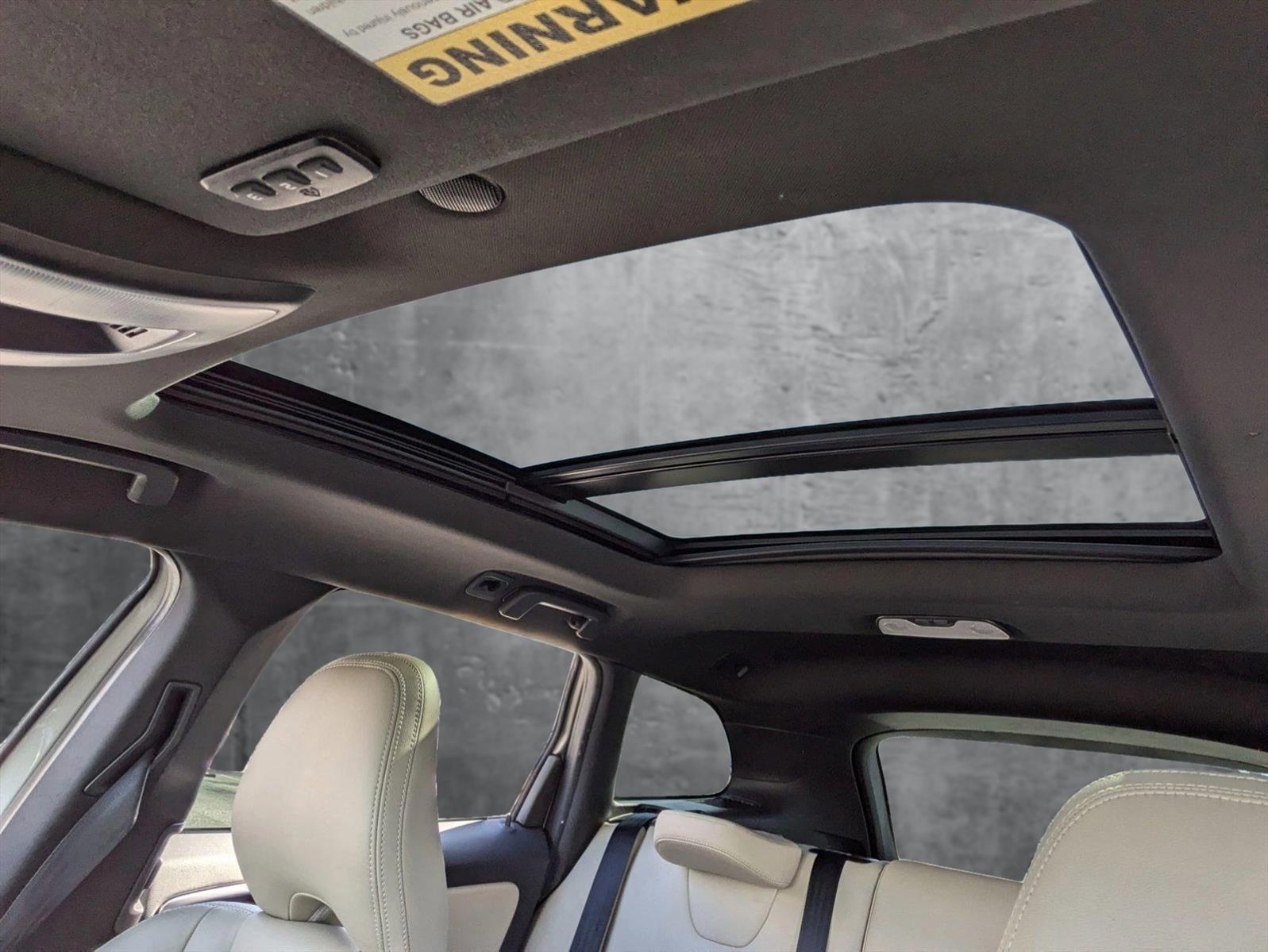 2015 Volvo XC60 Vehicle Photo in Towson, MD 21204