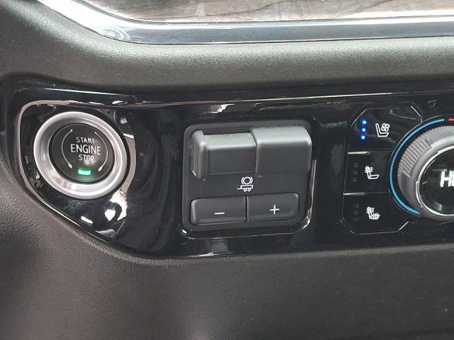 2023 Chevrolet Silverado 1500 Vehicle Photo in TREVOSE, PA 19053-4984