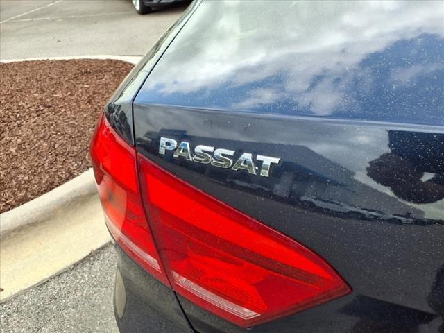 2013 Volkswagen Passat Vehicle Photo in HENDERSON, NC 27536-2966