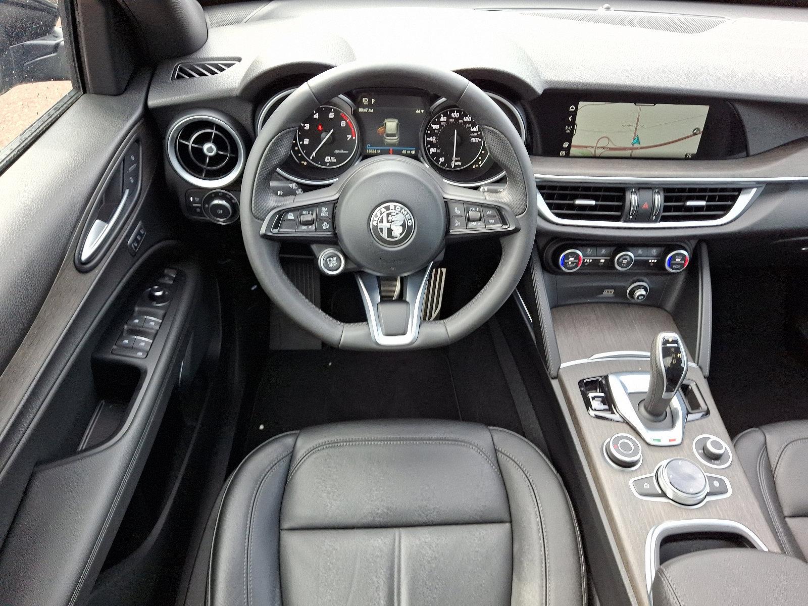 2022 Alfa Romeo Stelvio Vehicle Photo in Willow Grove, PA 19090