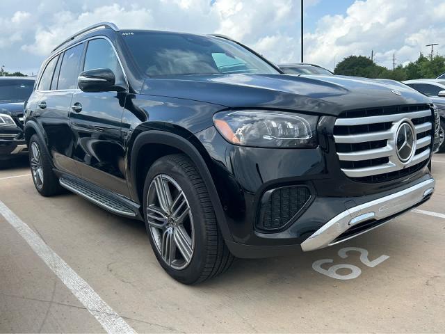2025 Mercedes-Benz GLS Vehicle Photo in HOUSTON, TX 77079