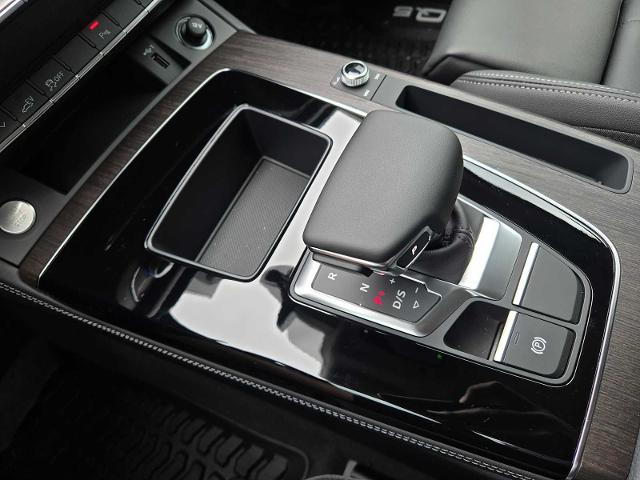 2025 Audi Q5 Vehicle Photo in SUGAR LAND, TX 77478