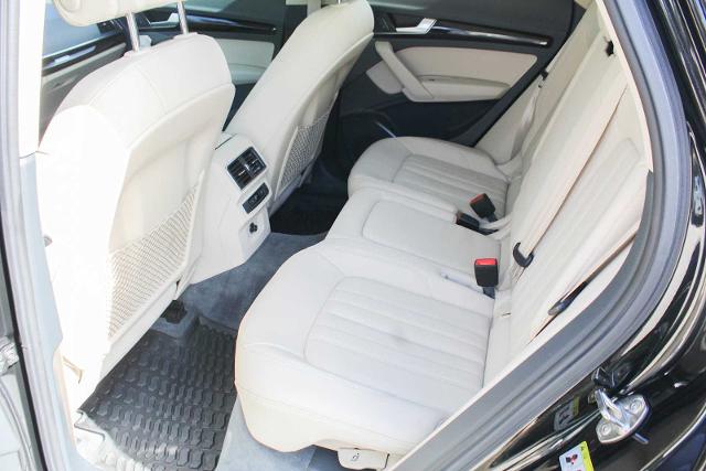 2019 Audi Q5 Vehicle Photo in HOUSTON, TX 77090
