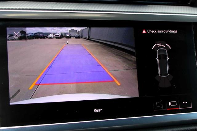2024 Audi Q3 Vehicle Photo in SUGAR LAND, TX 77478