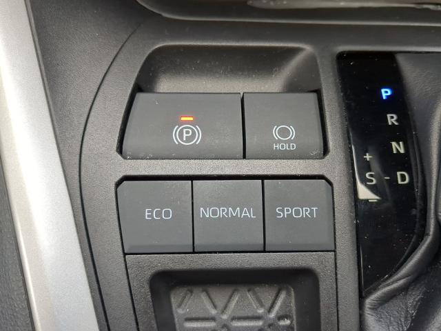 2022 Toyota RAV4 Vehicle Photo in Brunswick, GA 31525