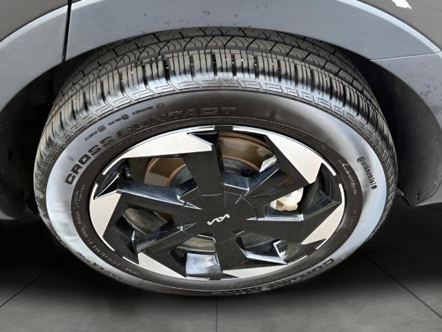 2025 Kia Sorento Hybrid Vehicle Photo in MADISON, WI 53713-3220
