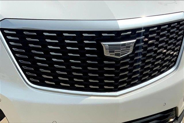 2022 Cadillac XT5 Vehicle Photo in TOPEKA, KS 66609-0000