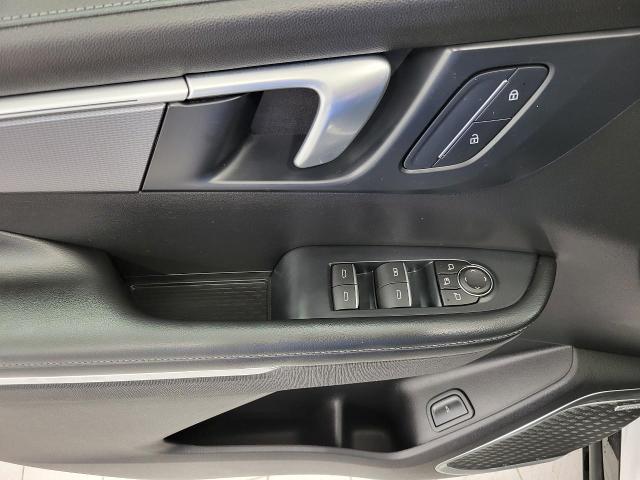 2025 Buick Enclave Vehicle Photo in NEENAH, WI 54956-2243