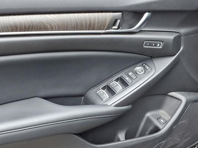 2022 Honda Accord Vehicle Photo in DANBURY, CT 06810-5034