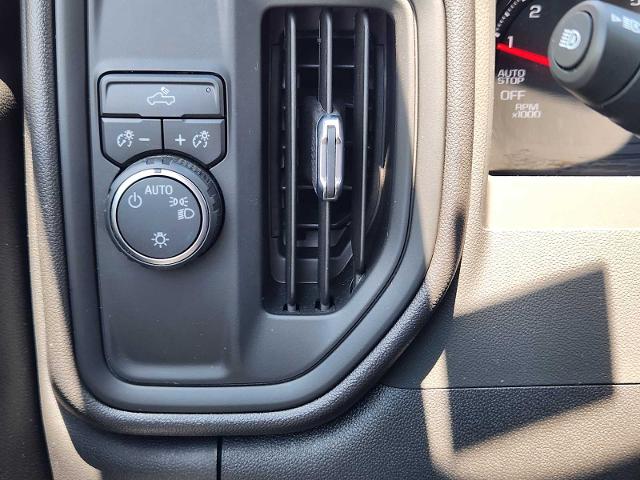 2025 Chevrolet Silverado 1500 Vehicle Photo in DENTON, TX 76210-9321