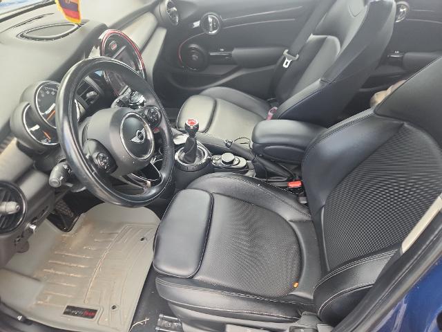 2016 MINI Cooper S Hardtop 4 Door Vehicle Photo in Savannah, GA 31419
