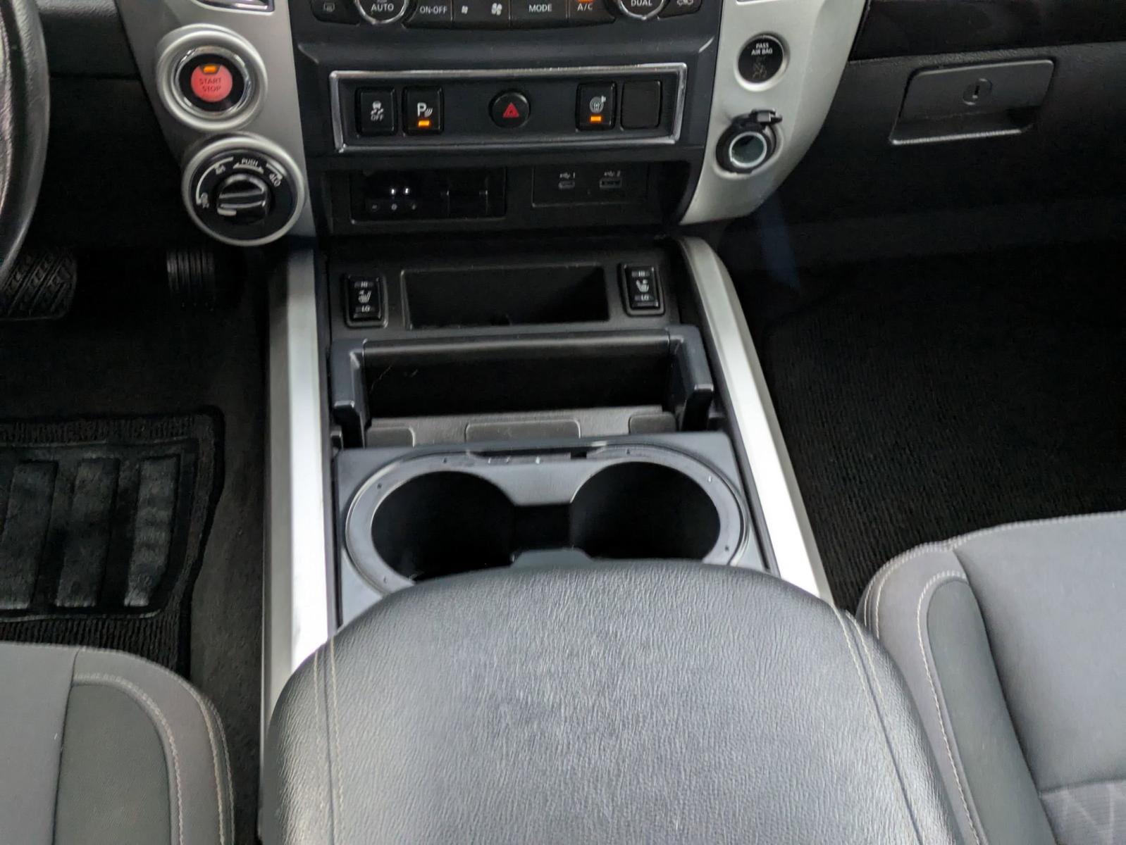 2021 Nissan Titan Vehicle Photo in SELMA, TX 78154-1460