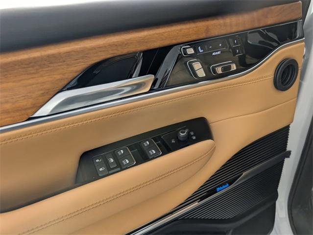 2022 Jeep Grand Wagoneer Vehicle Photo in ENGLEWOOD, CO 80113-6708