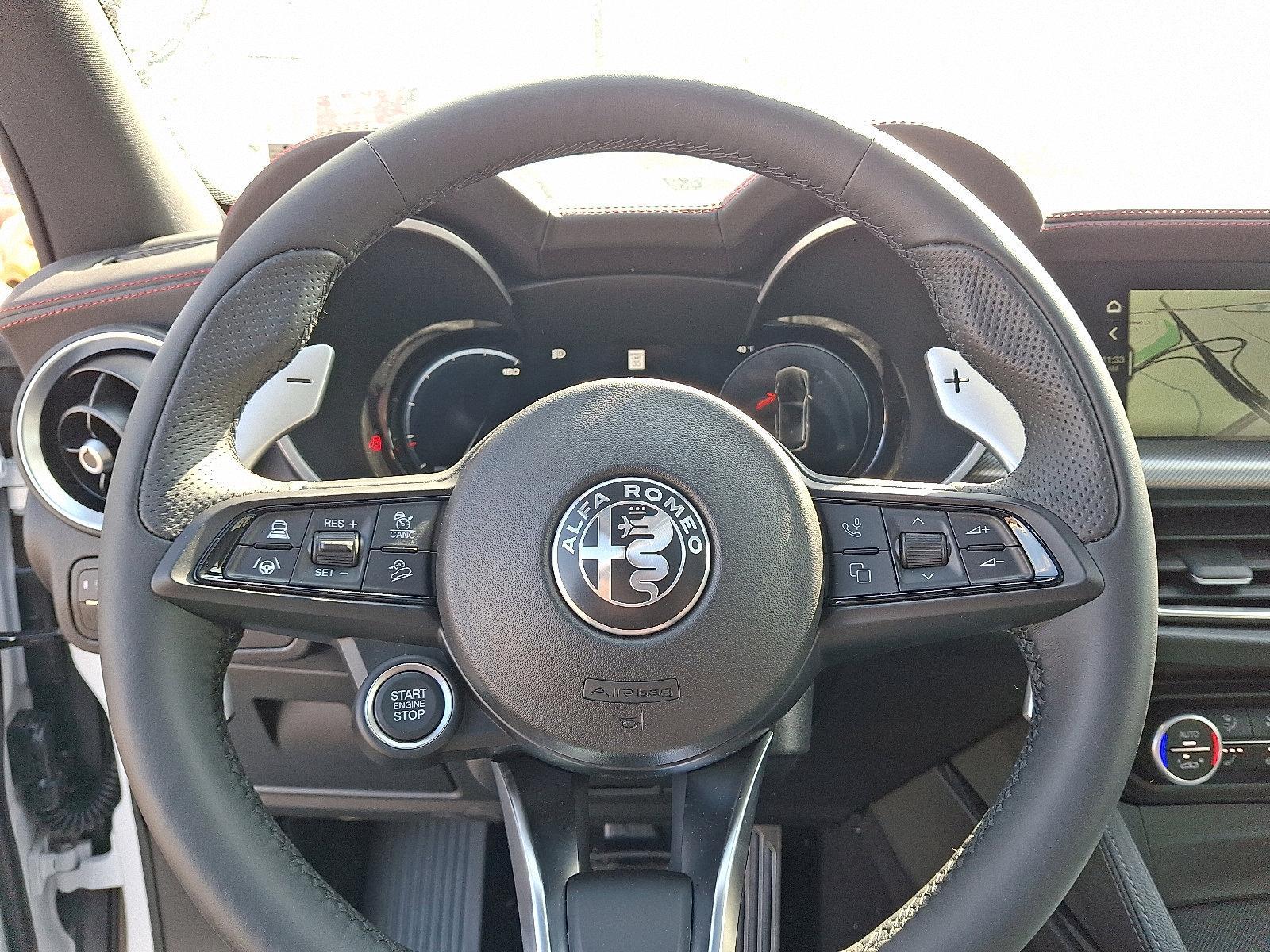 2025 Alfa Romeo Stelvio Vehicle Photo in Willow Grove, PA 19090