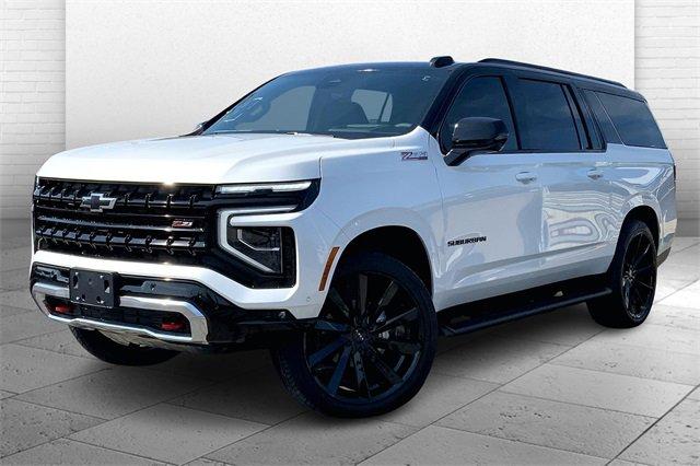 2025 Chevrolet Suburban Vehicle Photo in KANSAS CITY, MO 64114-4502