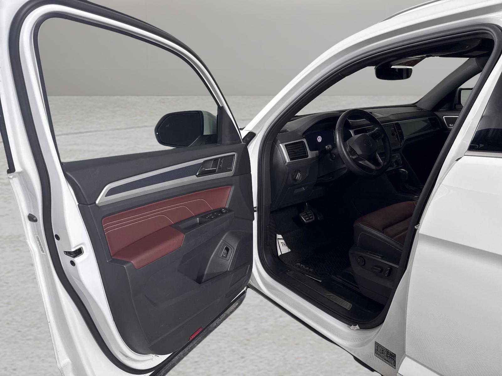 2021 Volkswagen Atlas Cross Sport Vehicle Photo in Georgetown, TX 78626