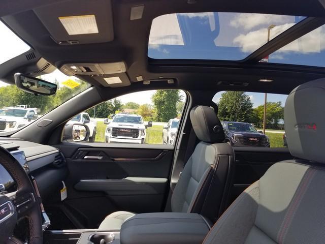 2026 GMC Acadia Vehicle Photo in ELYRIA, OH 44035-6349