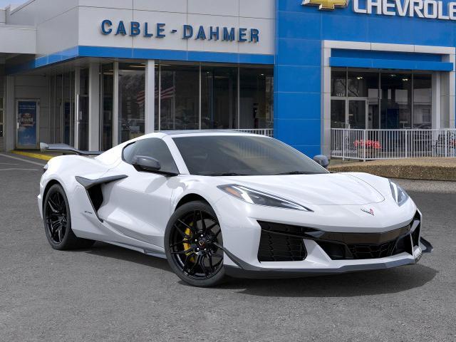 2025 Chevrolet Corvette Z06 Vehicle Photo in INDEPENDENCE, MO 64055-1314