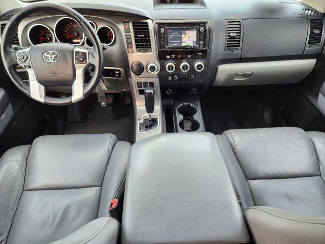 2015 Toyota Sequoia Vehicle Photo in SUGAR LAND, TX 77478-0000