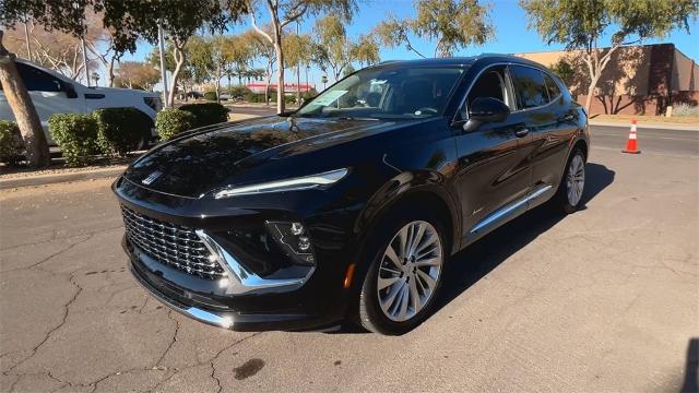 2024 Buick Envision Vehicle Photo in GOODYEAR, AZ 85338-1310