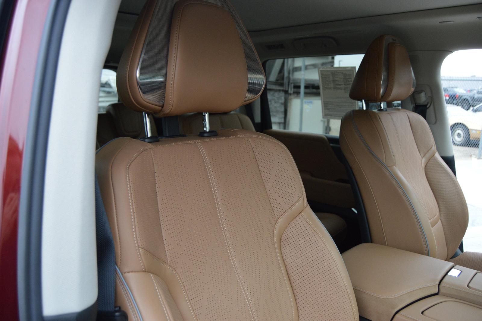 2025 INFINITI QX80 Vehicle Photo in Houston, TX 77090