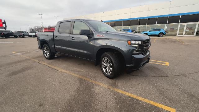 Used 2021 Chevrolet Silverado 1500 RST with VIN 1GCUYEED1MZ240954 for sale in Saint Cloud, Minnesota