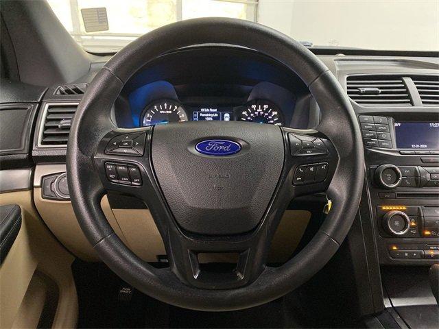 2017 Ford Explorer Vehicle Photo in PORTLAND, OR 97225-3518