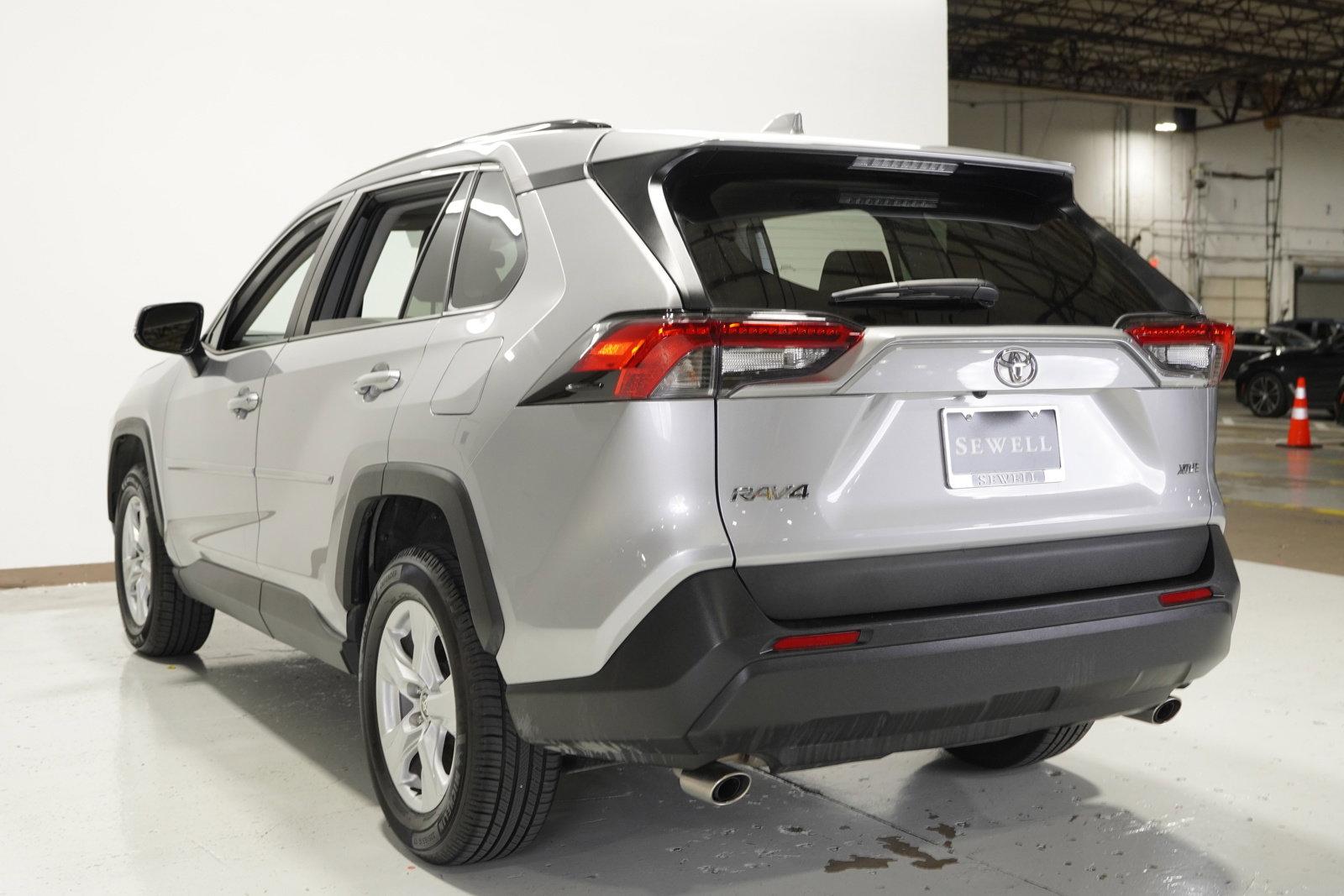 2021 Toyota RAV4 Vehicle Photo in GRAPEVINE, TX 76051