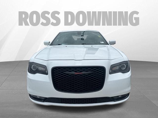 Used 2022 Chrysler 300 S with VIN 2C3CCABG7NH174191 for sale in Gonzales, LA