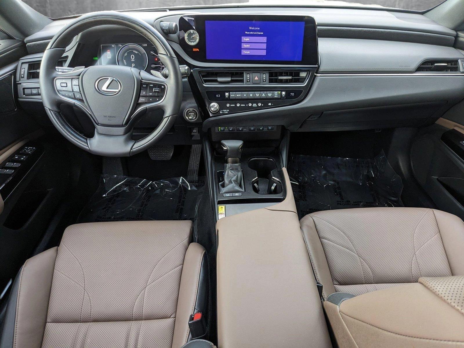 2024 Lexus ES 300h Vehicle Photo in Tampa, FL 33614