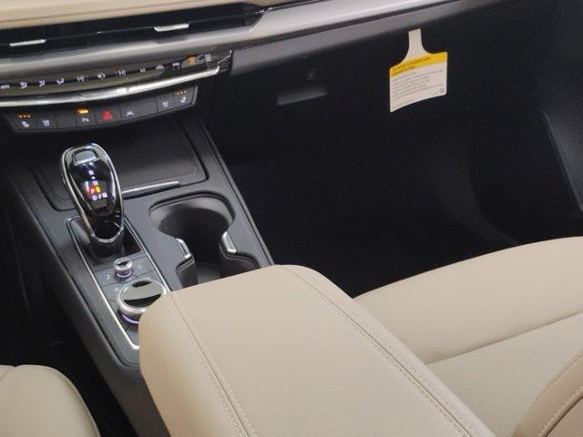 2025 Cadillac XT4 Vehicle Photo in PINEVILLE, NC 28134-8495