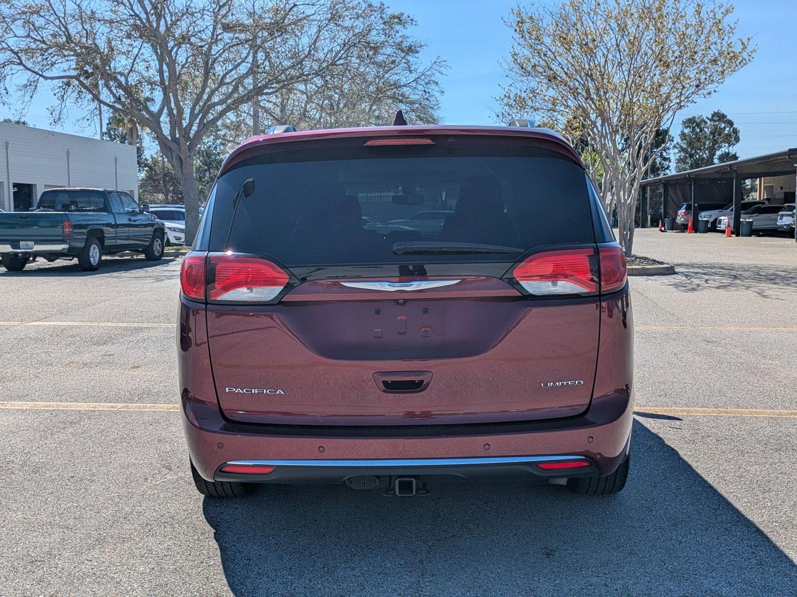 2017 Chrysler Pacifica Vehicle Photo in Clearwater, FL 33765