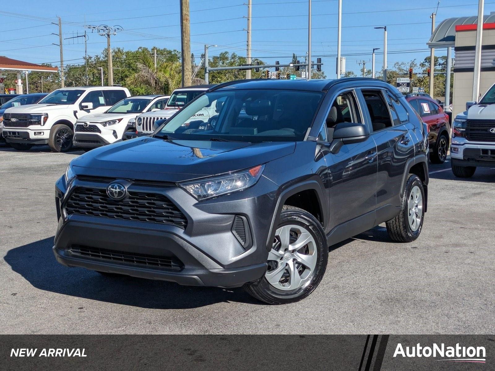 2020 Toyota RAV4 Vehicle Photo in Bradenton, FL 34207