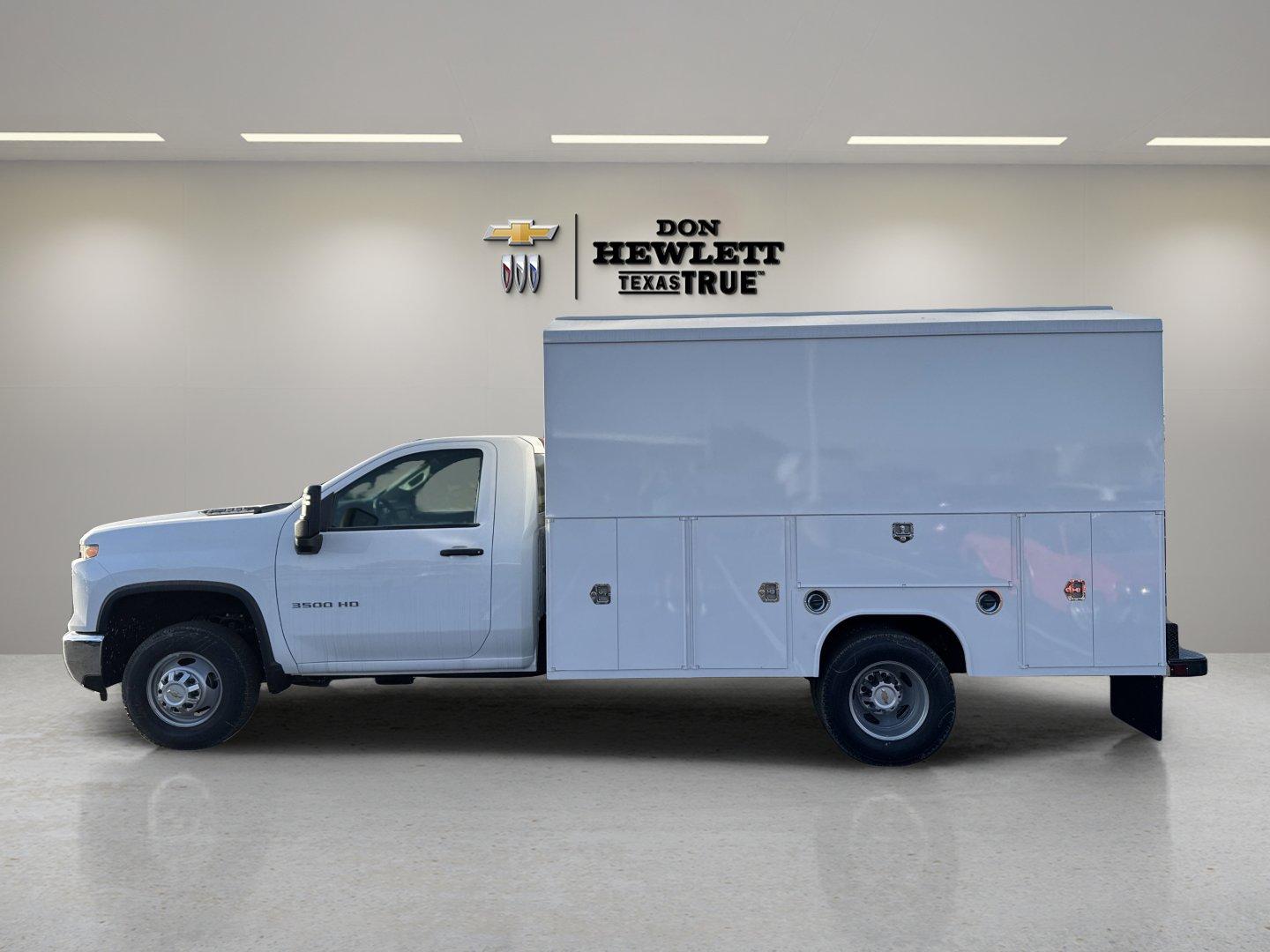 2025 Chevrolet Silverado 3500 HD Chassis Cab Vehicle Photo in GEORGETOWN, TX 78626-7508