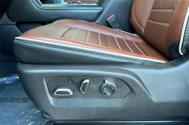 2024 GMC Sierra 2500 HD Vehicle Photo in ELK GROVE, CA 95757-8703
