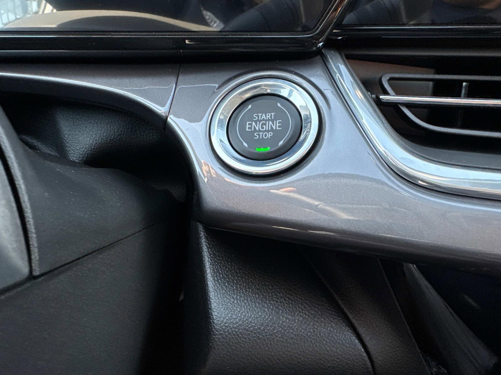 2025 Chevrolet Trax Vehicle Photo in LOS ANGELES, CA 90007-3794