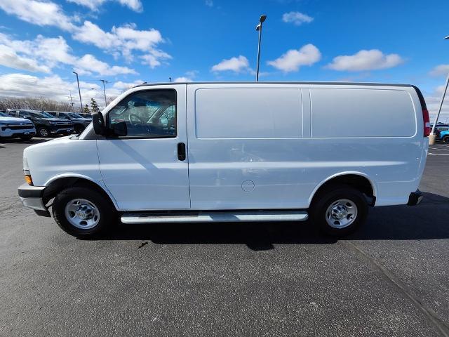 2022 Chevrolet Express Cargo 2500 Vehicle Photo in GREEN BAY, WI 54304-5303