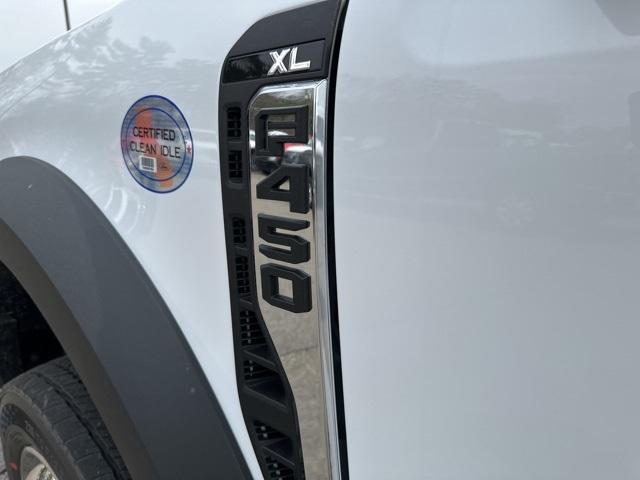 2025 Ford Super Duty F-450 DRW Vehicle Photo in Webster, MA 01570-1415