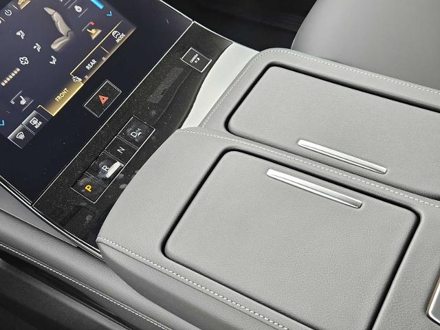 2025 INFINITI QX80 Vehicle Photo in Fort Worth, TX 76132