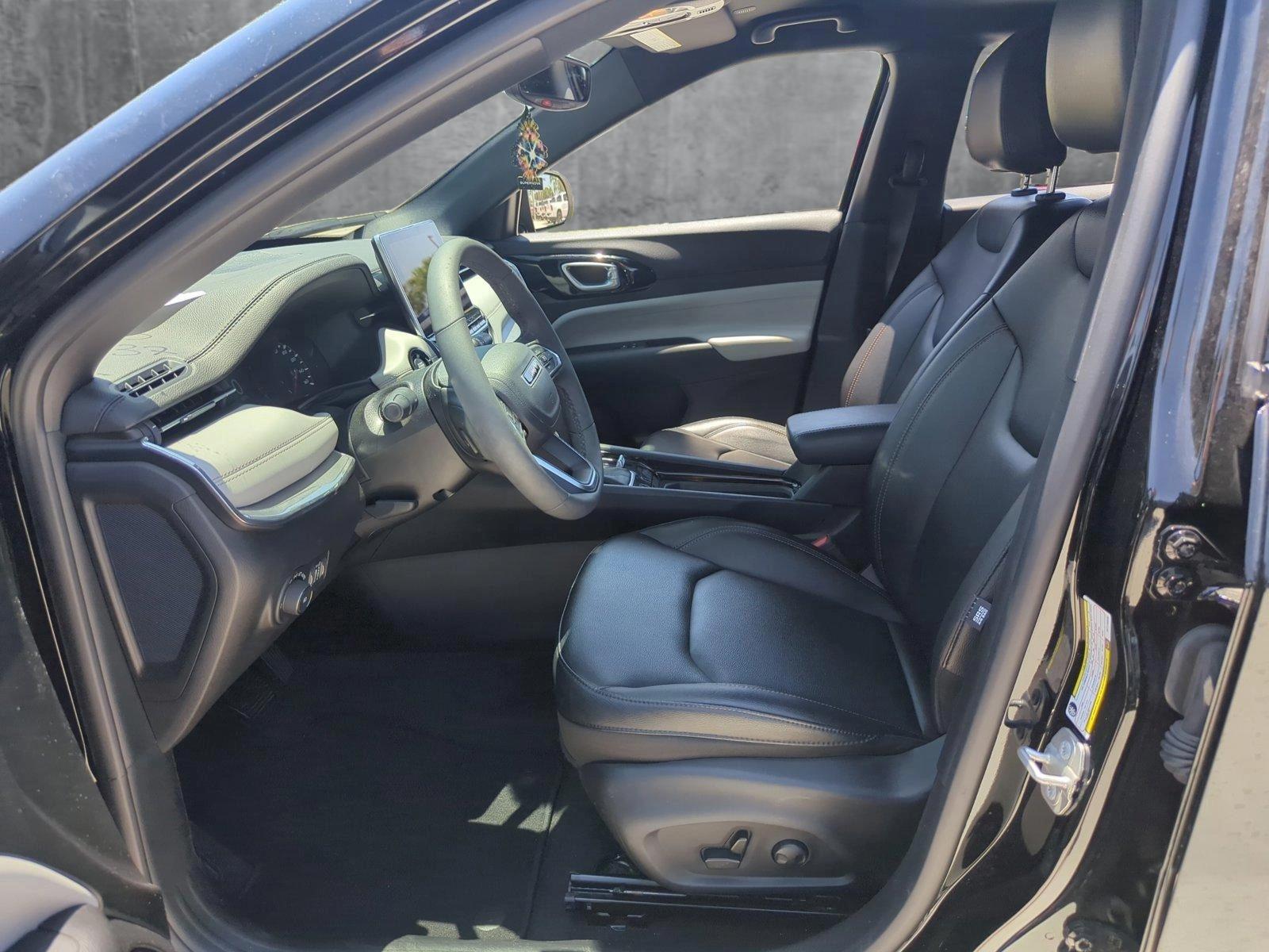 2024 Jeep Compass Vehicle Photo in Pembroke Pines, FL 33027