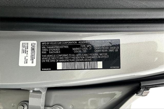 2025 Volvo XC90 Plug-In Hybrid Vehicle Photo in Grapevine, TX 76051