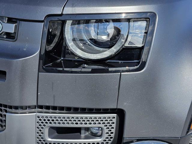 2024 Defender Vehicle Photo in AUSTIN, TX 78717