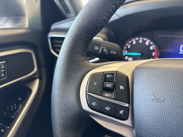 2024 Ford Explorer Vehicle Photo in MANHATTAN, KS 66502-5036