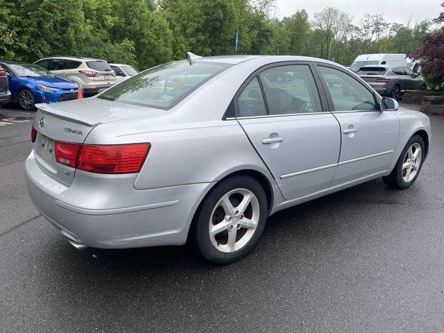 2009 Hyundai SONATA Vehicle Photo in Doylsetown, PA 18901