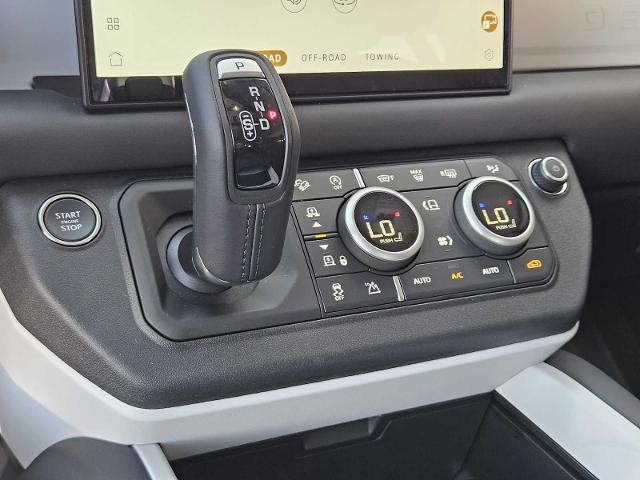 2025 Defender Vehicle Photo in AUSTIN, TX 78717