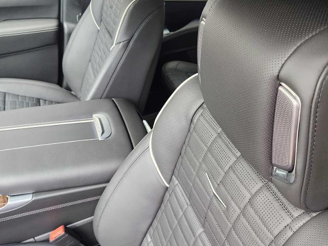 2025 Cadillac Escalade Vehicle Photo in Grapevine, TX 76051