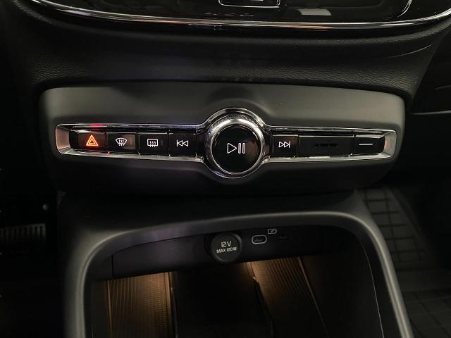 2025 Volvo XC40 Vehicle Photo in Appleton, WI 54913